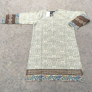 NWT women’s ASIAN SHALWAR medium top dress Asia